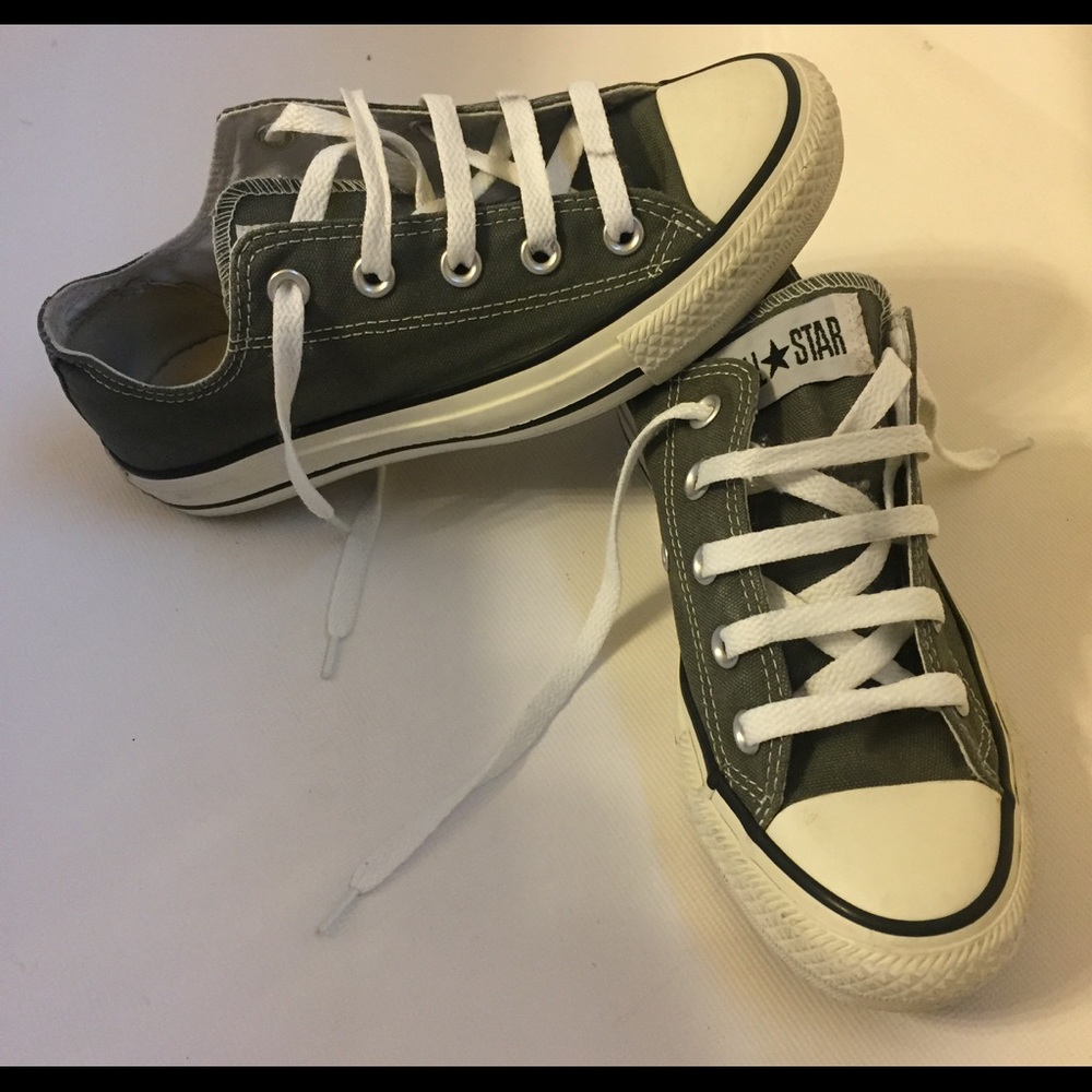 Converse / Grey